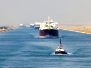 Ships transiting the Suez Canal